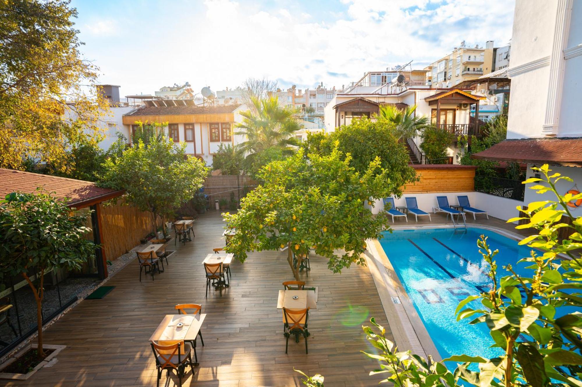 Oscar Garden Hotel Antalya Buitenkant foto